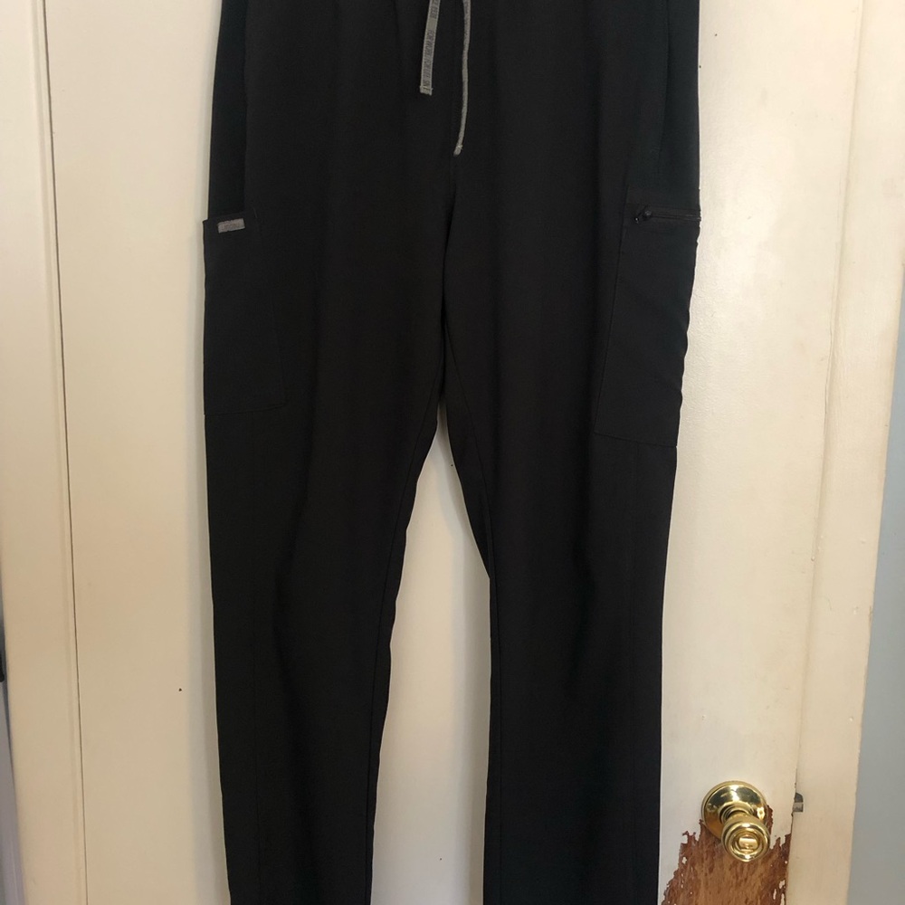 Women’s scrubs pants